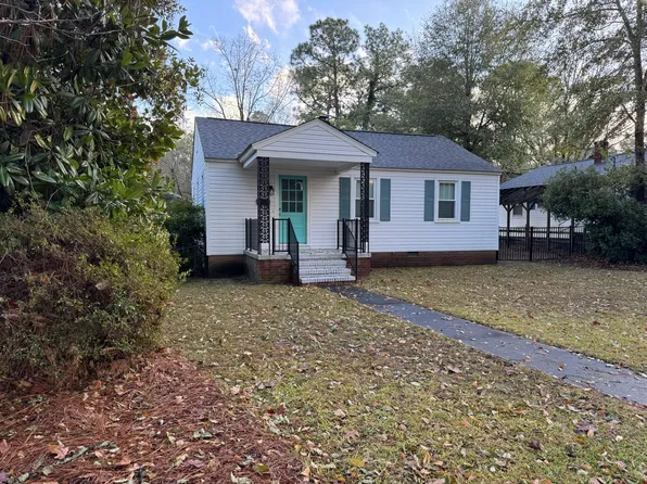 875 N May St, Carthage, NC 28387