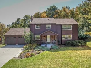 5809 Cedaridge Dr, Cincinnati, OH 45247