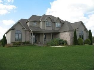 7580 Dell Rd, Saline, MI 48176