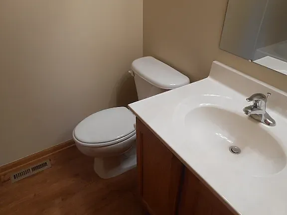 4433 Edgarton Dr — Photo 4