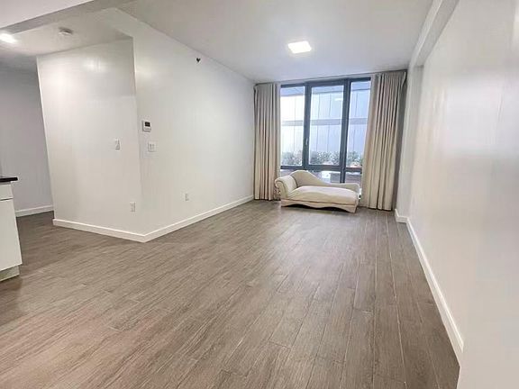 5th image of 144-27 Sanford Avenue #2K