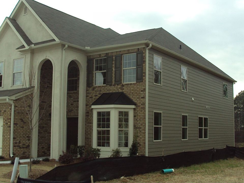 475 Lakeside View
