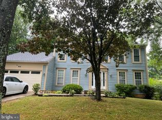 908 Chatsworth Dr, Accokeek, MD 20607