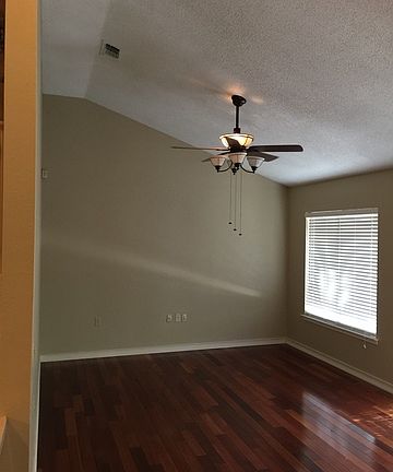 3rd image of 9307 Charleston Ln