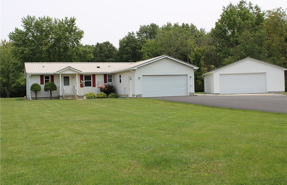 1490 N 2200 East Rd, Shelbyville, IL 62565 Zillow