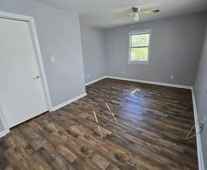 310 S Wickham St — Photo 16