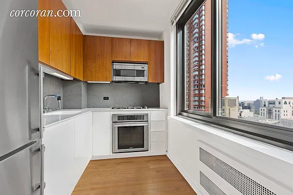 Rented by Corcoran | media 17