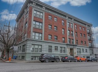 1631 NW Everett St APT 102, Portland, OR 97209