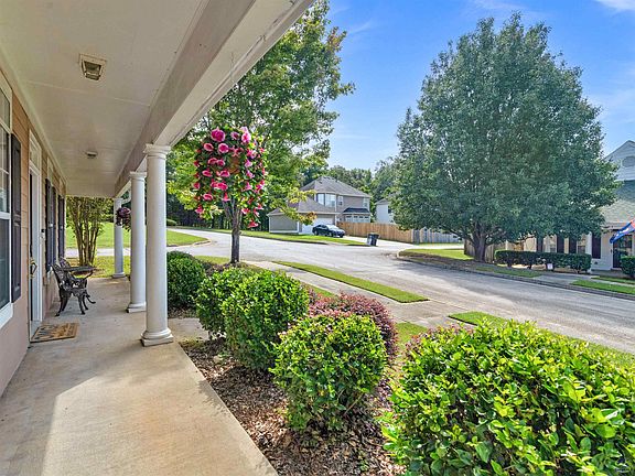 4th image of 602 Brookwater Dr
