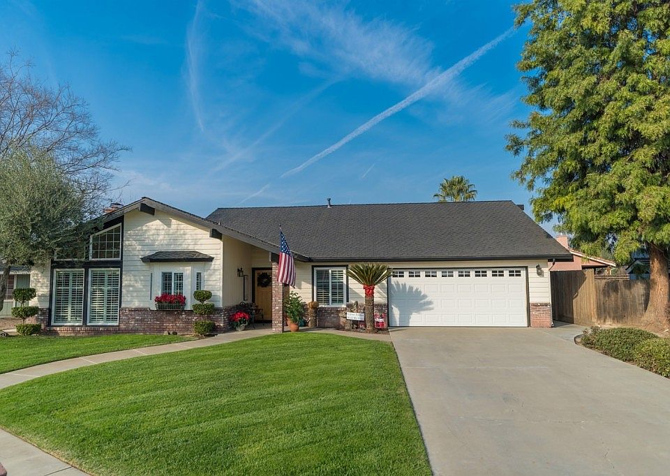 1st image of 956 Yosemite Dr