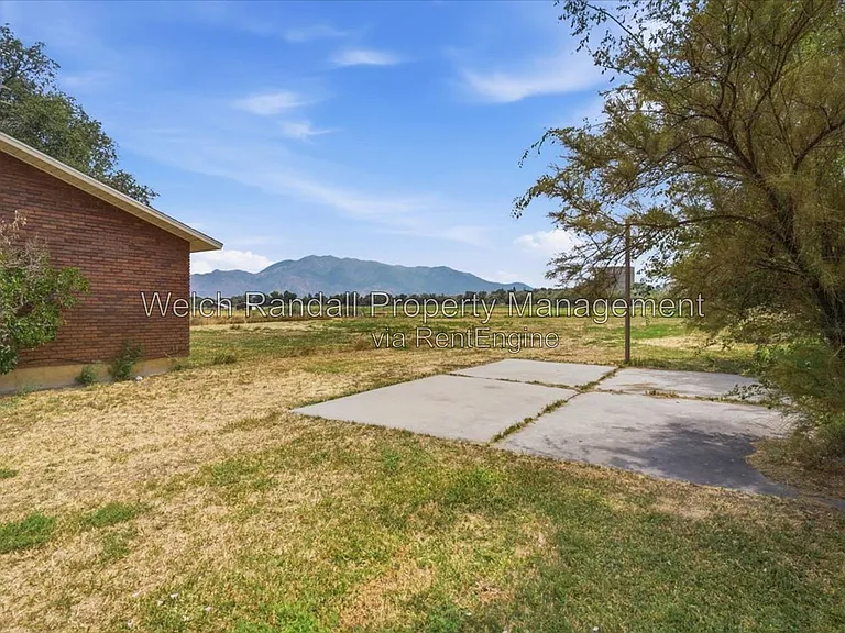 3548 S Midland Dr — Photo 19