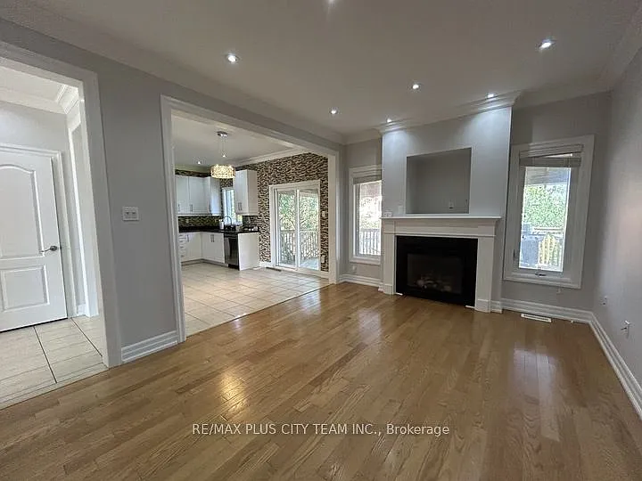 4 bed, $3,500 — Photo 4