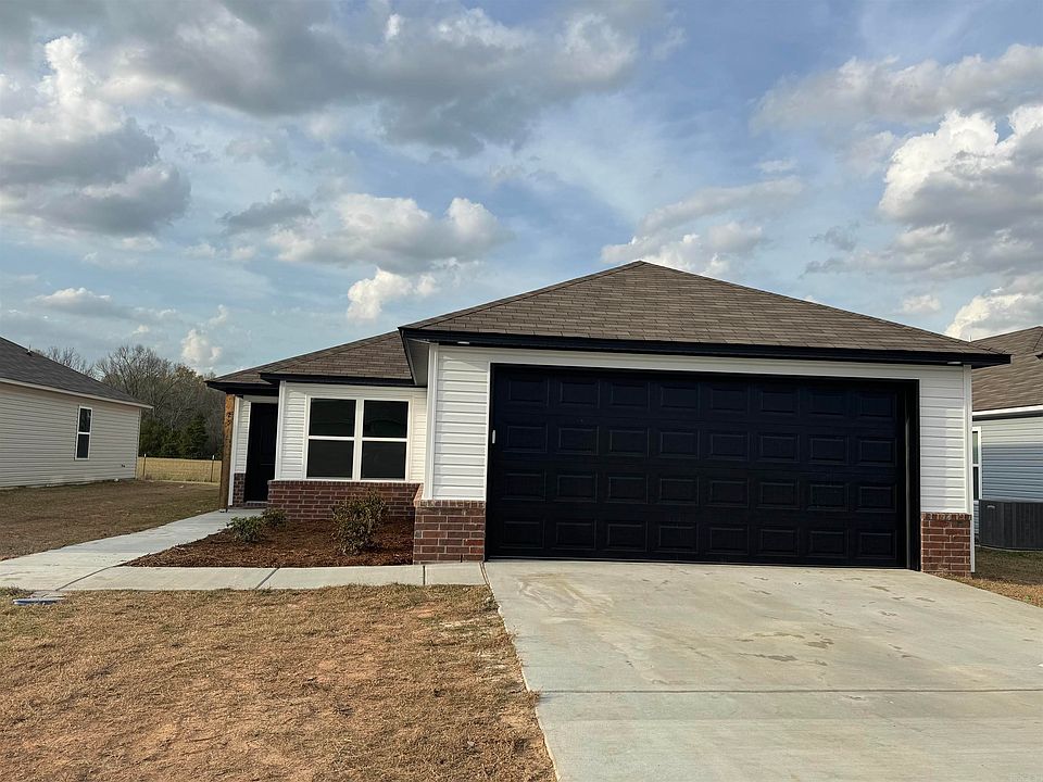 2nd image of 25 Sunny Oak Trl