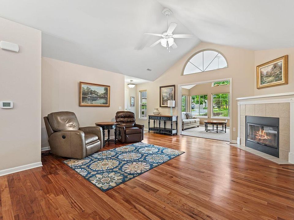 1st image of N68W15508 Tartan CIRCLE