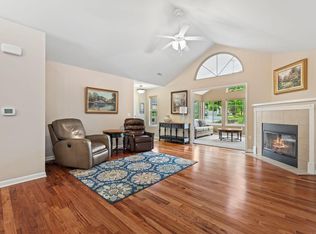 N68W15508 Tartan Cir, Menomonee Falls, WI 53051