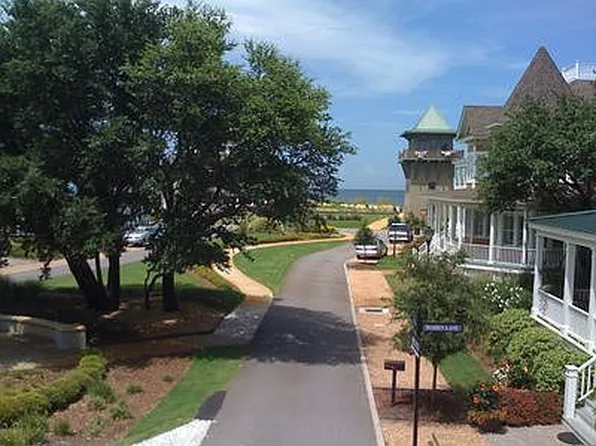 4507 Maiden Ln, Norfolk, VA 23518