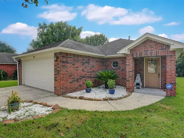 109 Moonspinner Dr, Montgomery, TX 77356