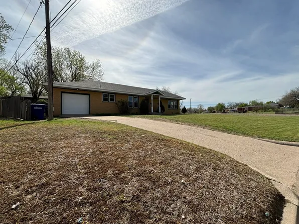 209 N 19th St, Enid, OK 73701