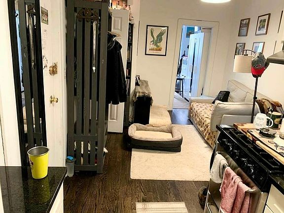 5th image of 54 Barrow St APT 1C