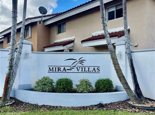 562 NW 82nd Pl APT 309, Miami, FL 33126