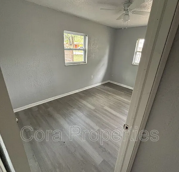 2436 Lilly St — Photo 15