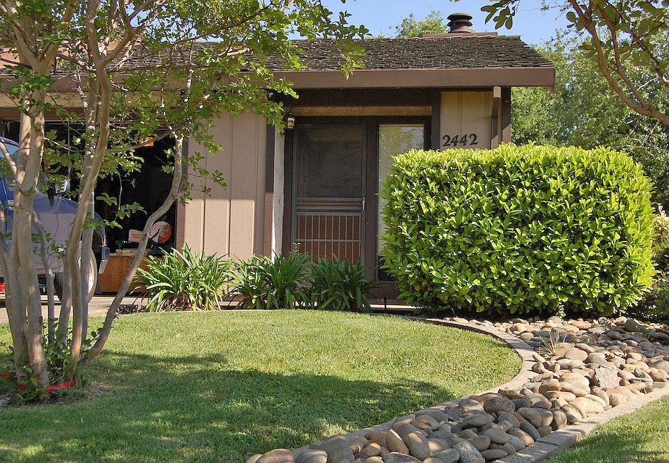 1st image of 2442 Kaywood Ct