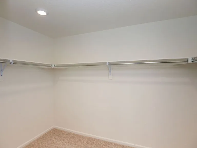 6818 Gateway Crossing St — Photo 31