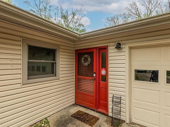 2nd image of 2017 W Norwood Dr