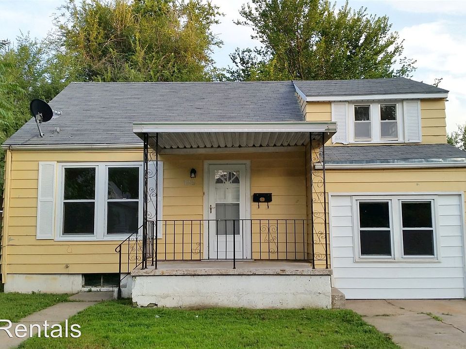 1st image of 723 E 6th Ave