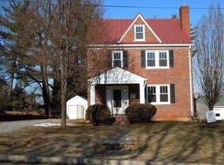 211 W 1st St, Front Royal, VA