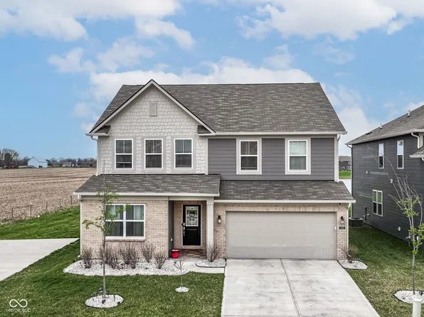 2515 S Carlota Dr, New Palestine, IN 46163