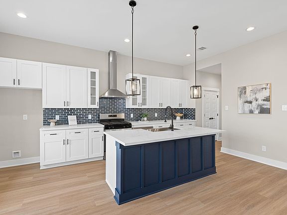 2nd image of 5817 Highland Sun Ln