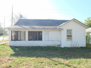 400 W Main St, South Pekin, IL