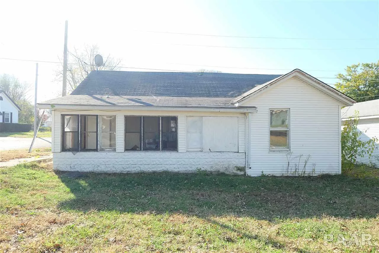 400 W Main St photo 1