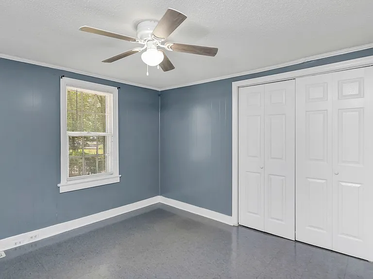 1330 Kingston Rd — Photo 15