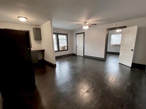 4th image of 1534 Lawson St