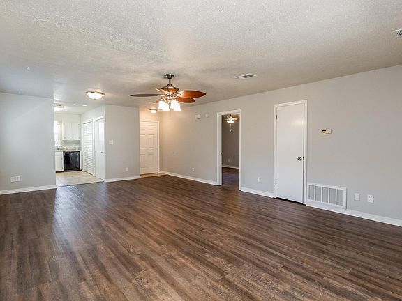 2nd image of 4110 Monteigne Dr