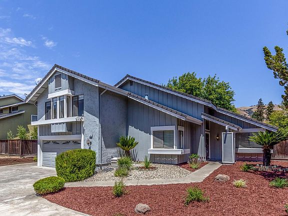 2nd image of 3368 Fabled Oak Ct
