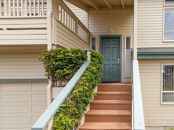 3rd image of 1868 Marlborough Ln