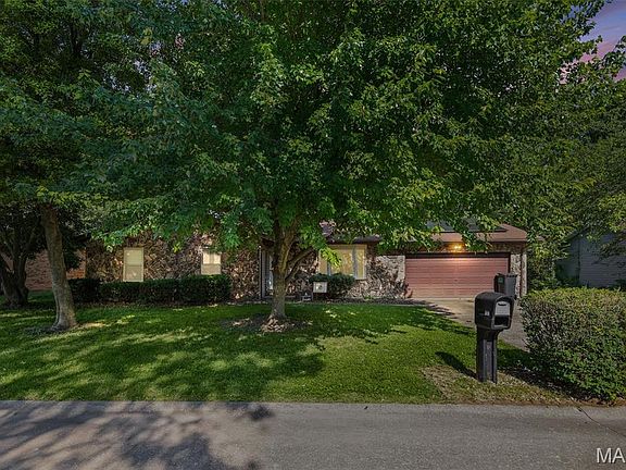 2nd image of 501 Saint John Dr