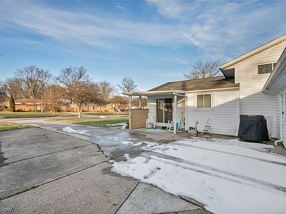 5th image of 24207 Lebern Dr