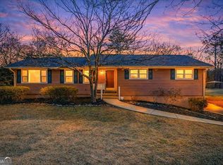 513 Rivercrest Dr, Woodstock, GA 30188