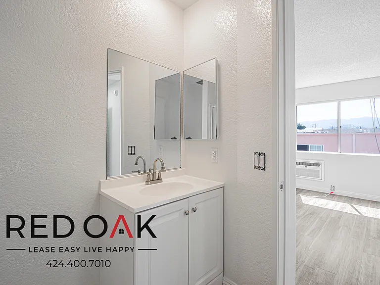 10346 Commerce Ave #6 — Photo 25