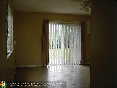 4th image of 1136 NW 1st Ave
