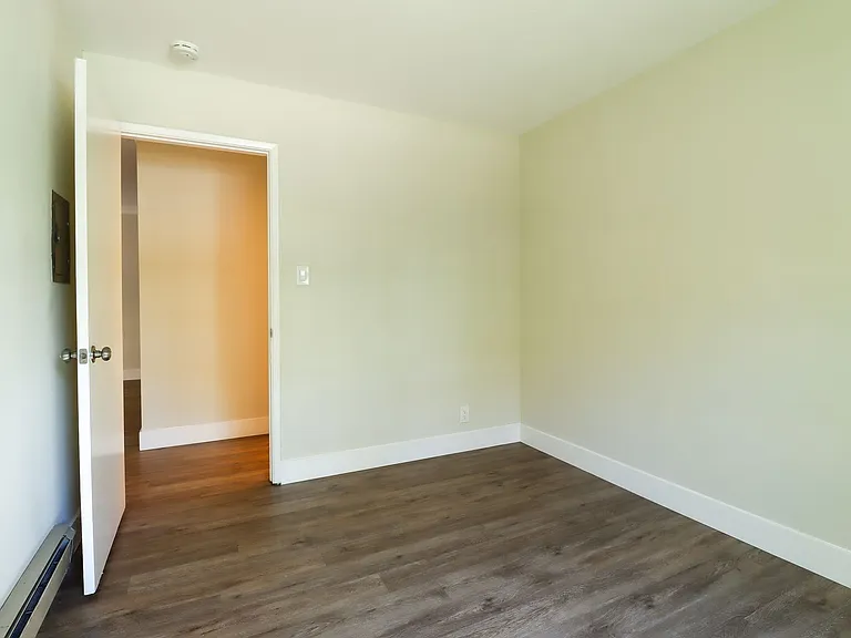 4747 Atherton Ave — Photo 10