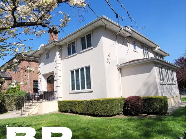 2723 Quentin Road image 2 of 7