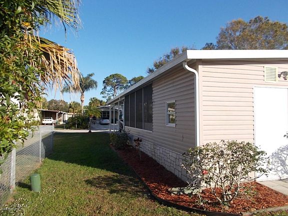 4th image of 469 Marlin Cir