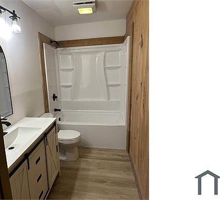 5th image of 9601 Soquel Dr #D