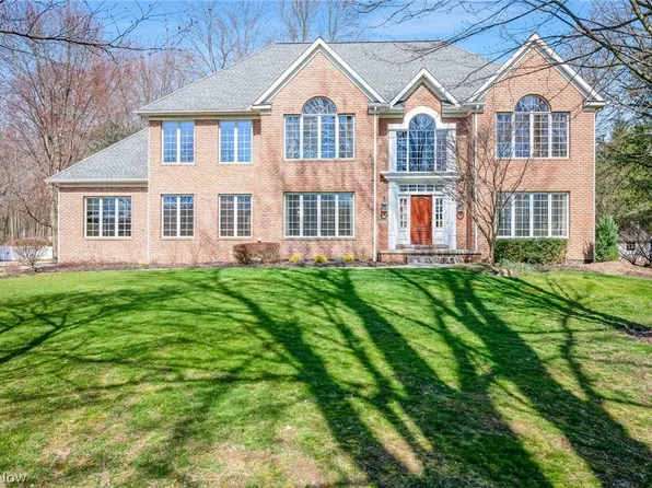 6379 Hardwick Cir, Hudson, OH 44236