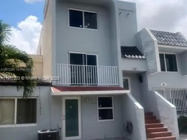 984 W 40th St #2, Hialeah, FL 33012